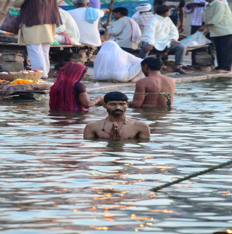 varanasi-787731_1280 (1)