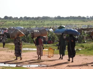 UNICEF/LeDu Tens of thousands of Sudanese refugees have arrived since mid June in Adre, the border city in Chad.