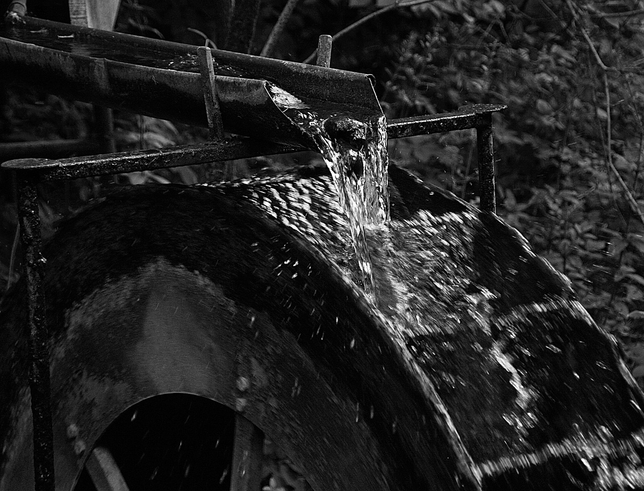 mill-wheel-945016_1280