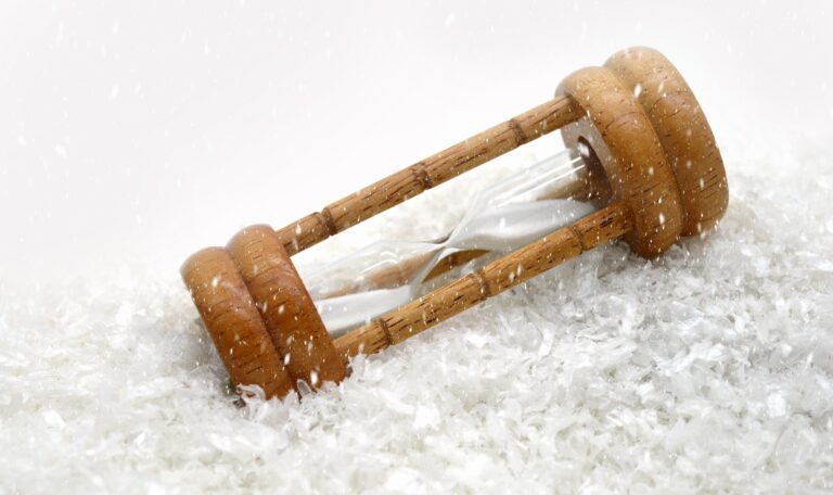 neelam279-hourglass-6928433_1920